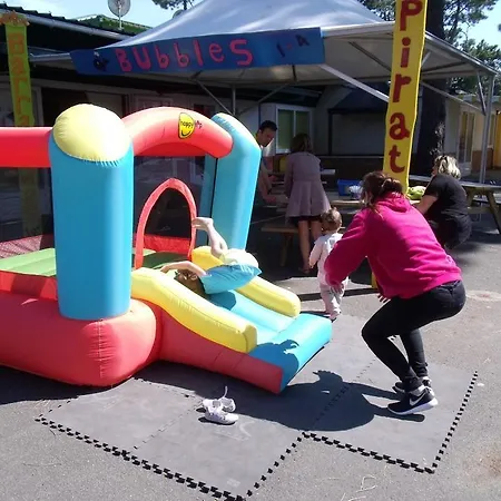 Mobil-home 4 Pers Dans 4 Etoiles Casa vacanze