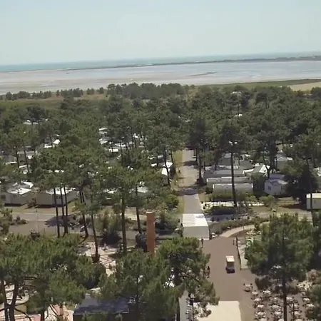 Σπίτι διακοπών Mobil-home 4 Pers Dans 4 Etoiles
