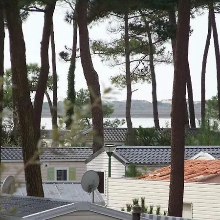 Holiday home Mobil-home 4 Pers Dans 4 Etoiles *